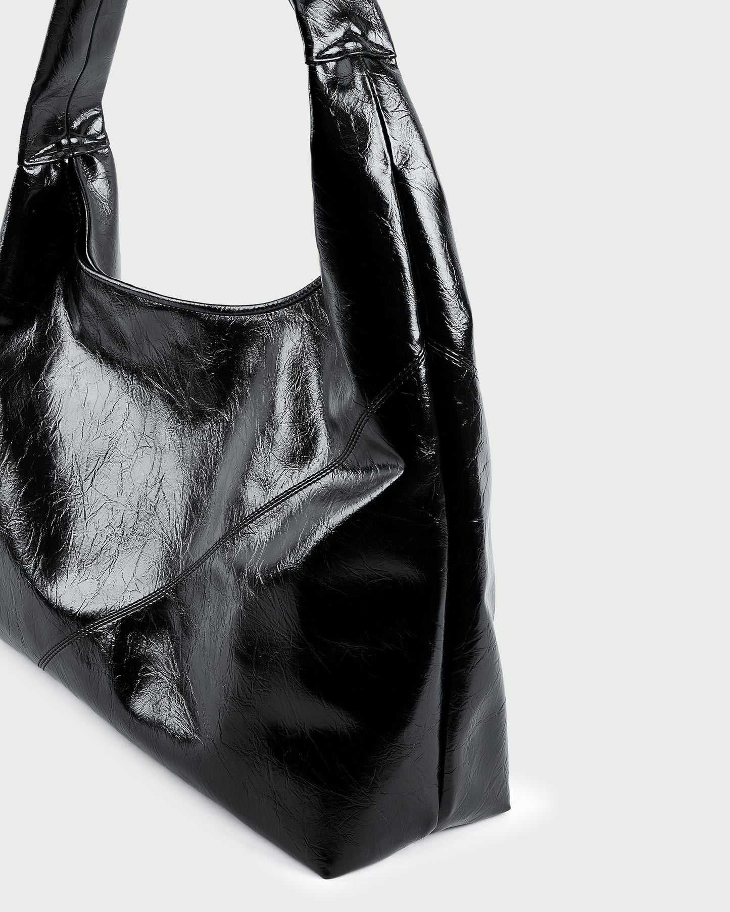 Veloura Hobo