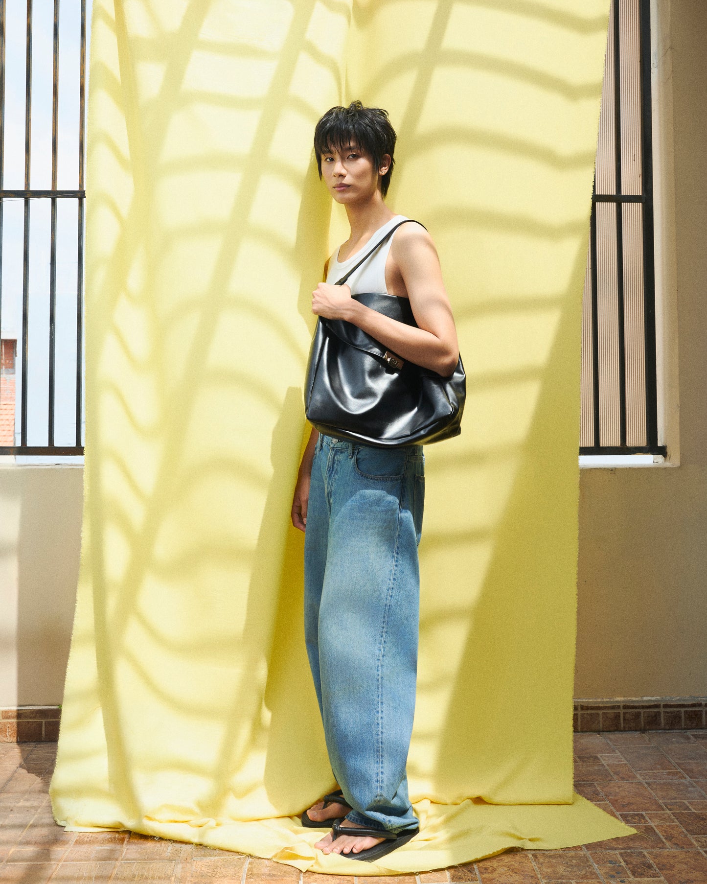 Mono Drape