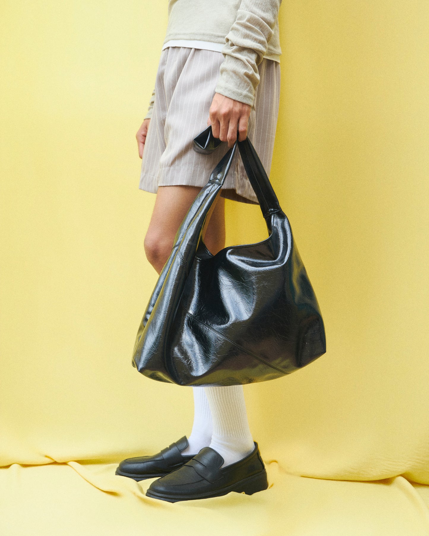 Veloura Hobo